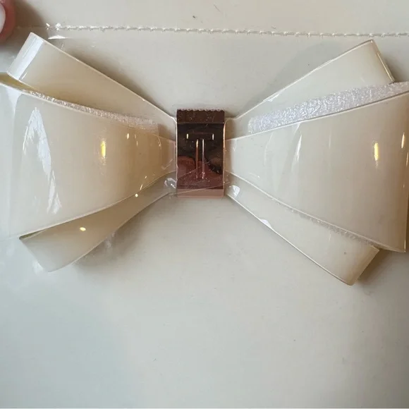 Ted Baker London Alacon Plain Bow Large Icon Bag Shopper Tote in Ivory. - Picture 3 of 9